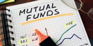 What is a long-short mutual fund?